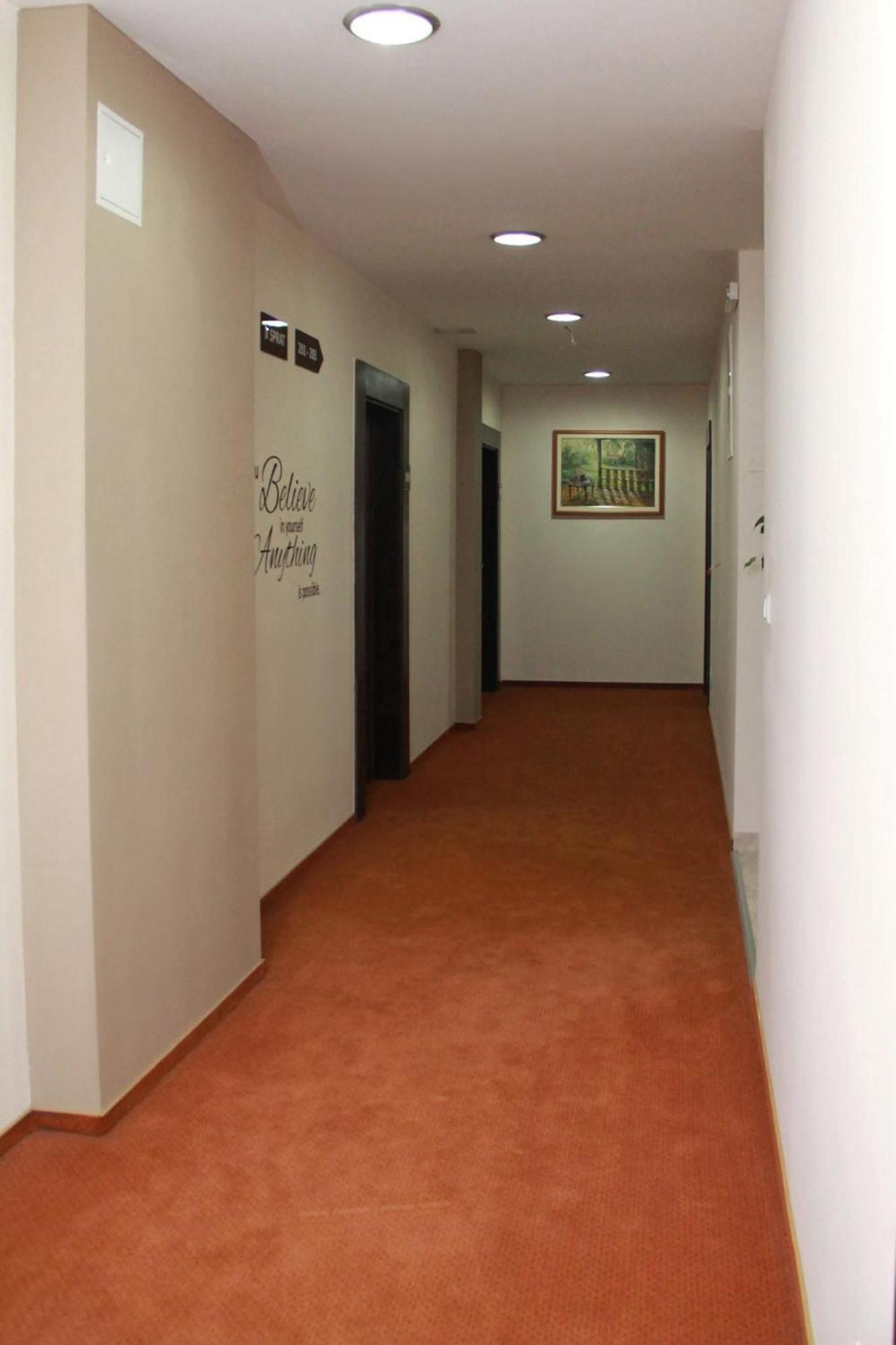 Hotel Oaza Konjic Exterior photo