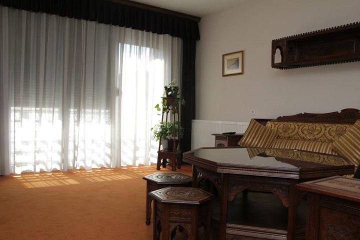 Hotel Oaza Konjic Exterior photo